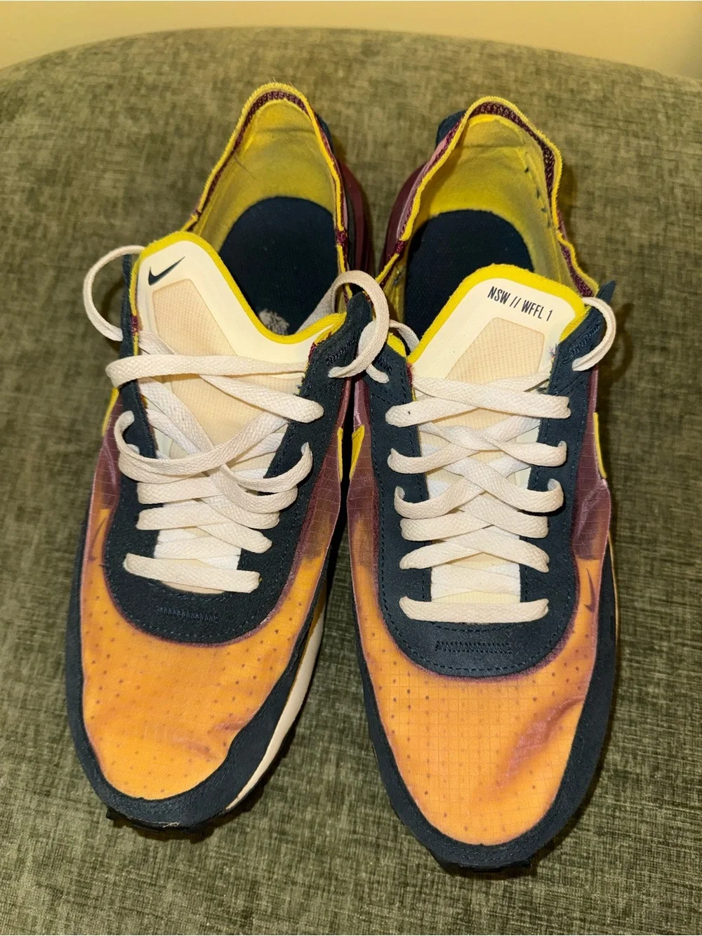 Nike Waffle One SE Sneakers - Dark Beetroot / Yellow Strike 7.5